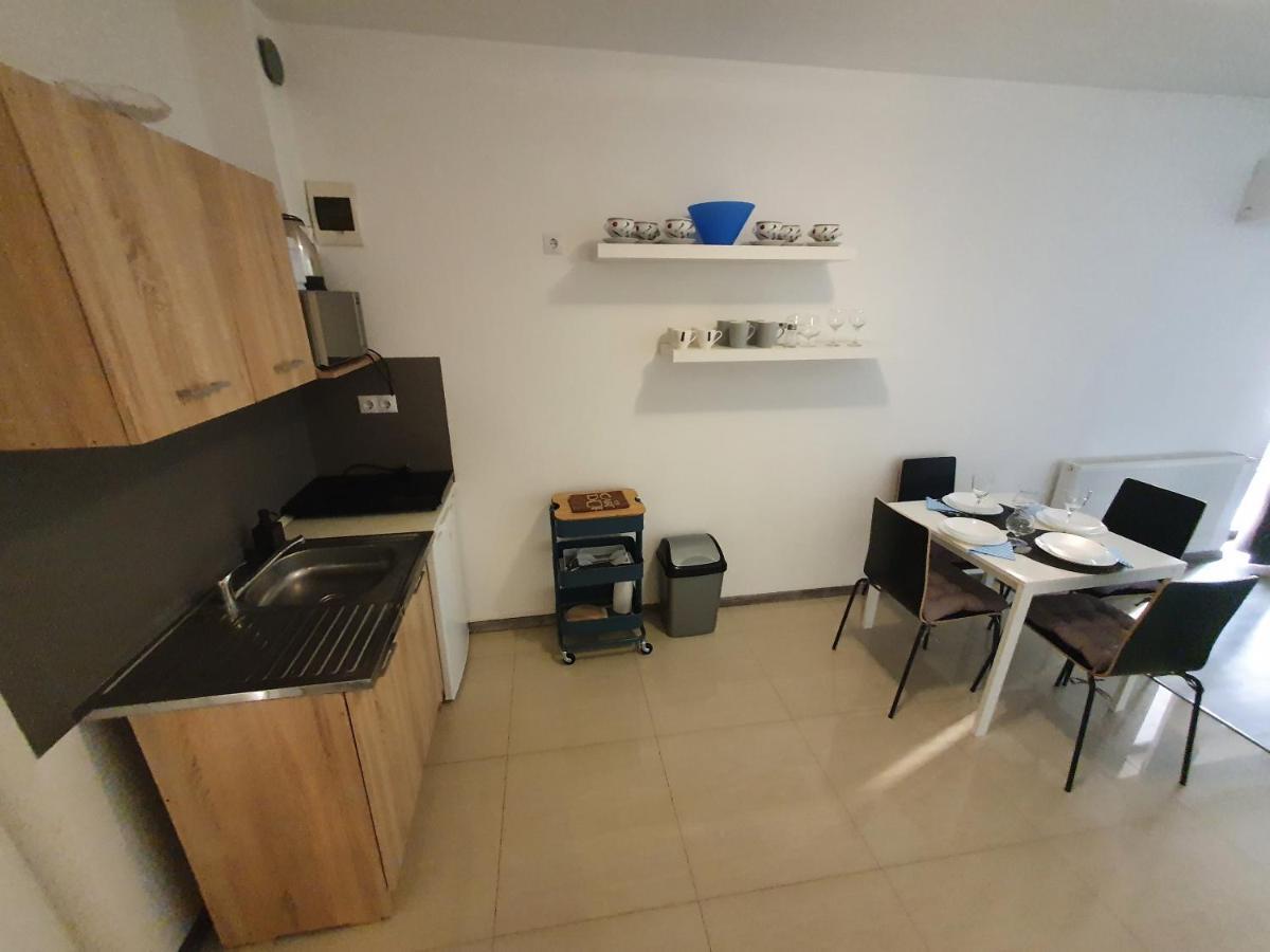 Lexi Apartman Appartamento Hajdúszoboszló Esterno foto