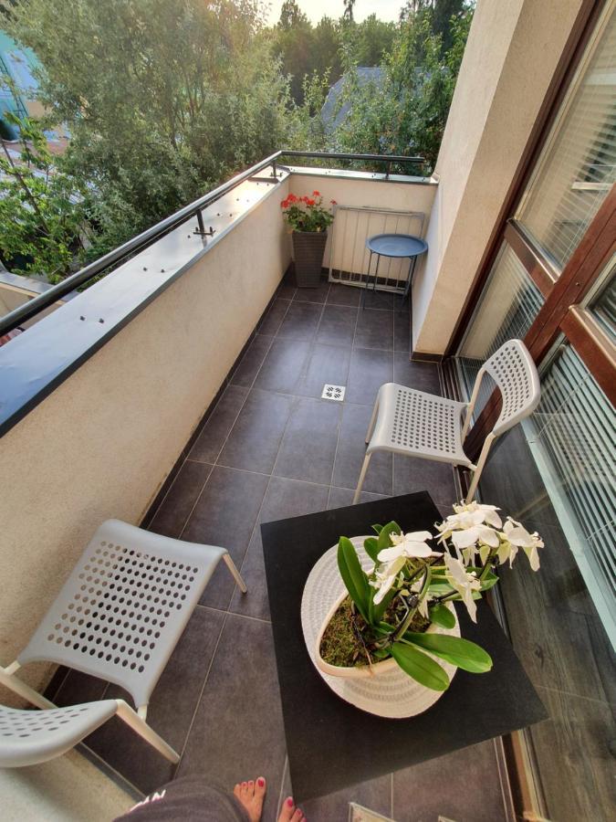 Lexi Apartman Appartamento Hajdúszoboszló Esterno foto